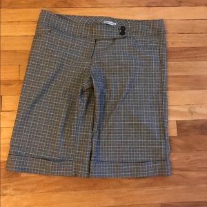 Plaid Bermuda shorts